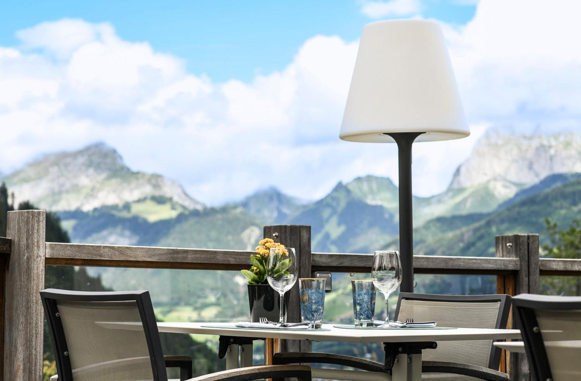 Fleur De Neige Chatel Exterior photo